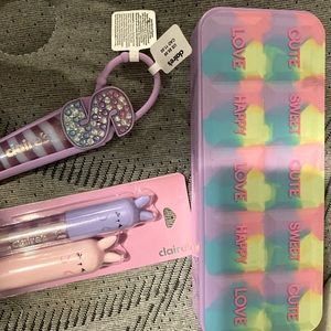 Claire’s lip gloss little girl gallery ! All unopened brand new !